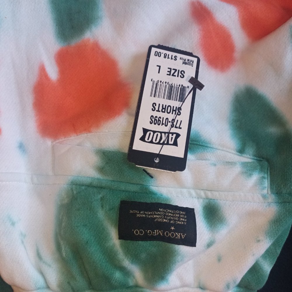 Akoo shorts - Picture 2 of 3